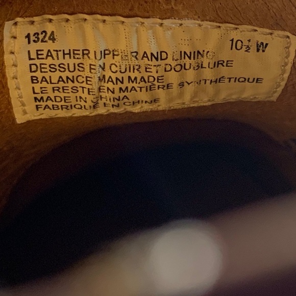 NEW Eddie Bauer Brown  Derby Shoe, 10.5 Wide - Picture 8 of 8